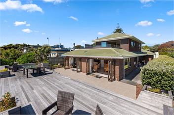 Island View Beach House (Bachcare) - Paraparaumu