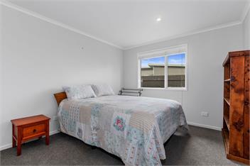Shores Getaway (Bachcare) - One Tree Point