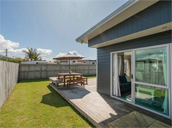 Hawk Hill Getaway (Bachcare) - Cooks Beach