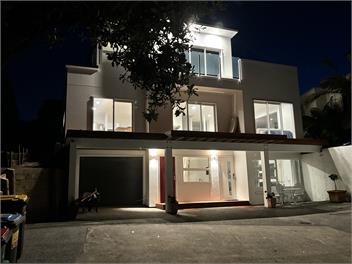 Premium Location with it all ! Beach shops +More Te Ngaio Road - Mt Maunganui
