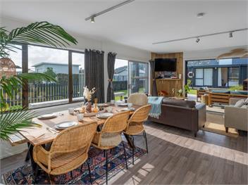 Sunny Hideaway (Bachcare) - Whangamata