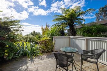 Zatori - A Luxury Paradise for Adventure or Relaxation - Golden Bay