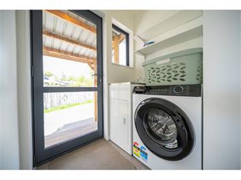 Cosy Lakeside (Bachcare) - Manapouri