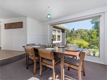 Birdsong (Bachcare) - Whangamata
