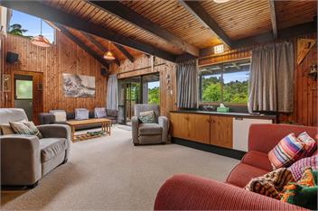 Lakeside Villa (Bachcare) - Lake Rotoiti