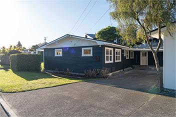 Waterside Bliss (Bachcare) - Taupo