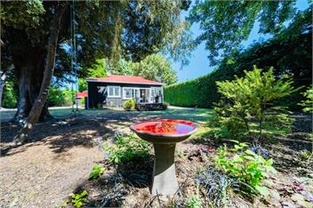 Fiordland Hideaway (Bachcare) - Te Anau
