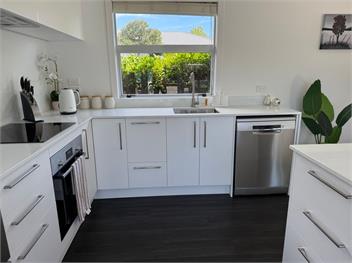 Mahuta Maison (Bachcare) - Five Mile Bay