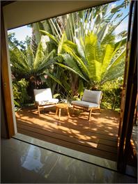 Fully serviced Beachfront Villa in Fiji -