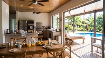 Waiheke Vineyard Cottage -