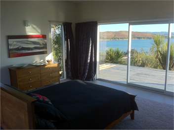 Luxury, Large, Modern Beach Home - Whangarei