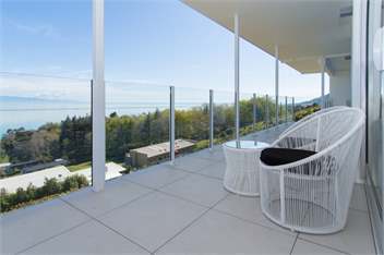 Aqua Heights - Stunning Apartment with Sea Views! - Nelson