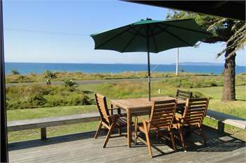 The Green Bach - Whitianga