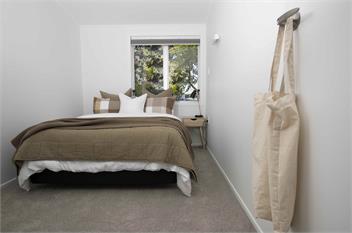 The Beachhouse- absolute beachfront! - Papamoa Beach