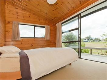 Pretty in Pauanui (Bachcare) - Pauanui