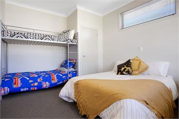 Sky Blue Retreat (Bachcare) - Waihi Beach