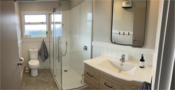 Lake Edge Holiday Home in Rotorua, Bay of Plenty/Rotorua - Rotorua