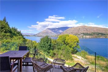 The Villa Lookout (Bachcare) - Queenstown