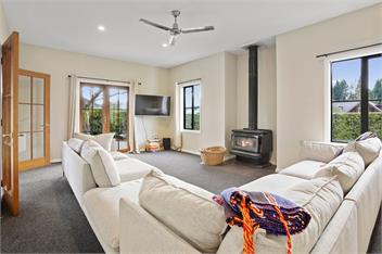 Kokomea House (Bachcare) - Wanaka