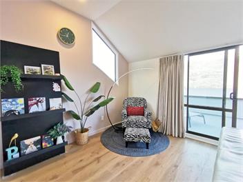 Lakeview Queenstown Holiday Home - Queenstown