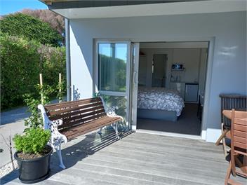 Citrus Getaway No 2 unit - Waihi Beach