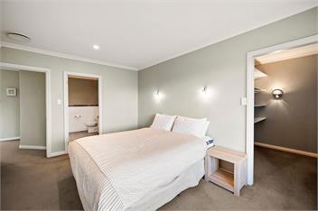 Taupo Escape (Bachcare) - Rainbow Point