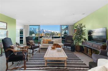 THE SHOTOVER | CBD Luxury, Rooftop Terrace - Queenstown