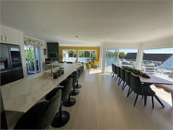 Luxury Seaside Village Resort - Auckland