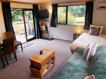 Height of Dunedin Farmstay Cottage - Dunedin