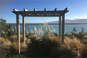 Loburn Bach Accommodation - 2 Individual Bach's - Featherston
