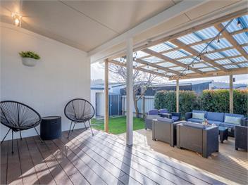 Coastal Break Bach (Bachcare) - Whangamata