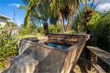 Zatori - A Luxury Paradise for Adventure or Relaxation - Golden Bay