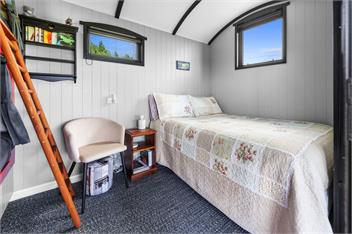 Onaeros Cute Little Cottages (Bachcare) - Waitara