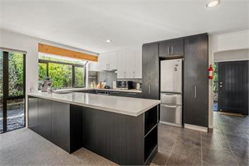 Mountain View Retreat (Bachcare) - Wanaka