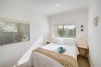 Mahia Bliss (Bachcare) - Mahia