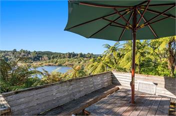 Okere Retreat (Bachcare) - Lake Rotoiti