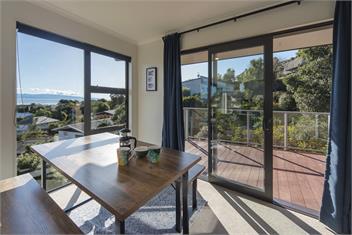 Blue Water Views - Tahunanui