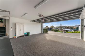 The Moorings Apartment 5 - a stone's throw from the lake! - Taupo