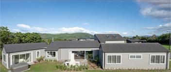 Spacious Lake House - Kinloch