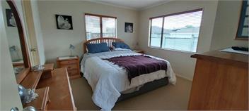 A POPULAR HOLIDAY SPOT ON LINTON - Whangamata