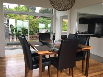 Luxury, Large, Modern Beach Home - Whangarei