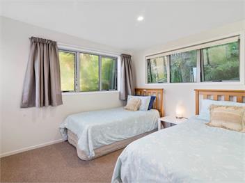 Family Fun at The Lake (Bachcare) - Lake Tarawera