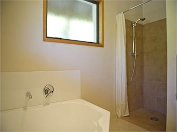 Treetop Oasis (Bachcare) - Tairua