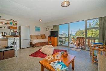 Sea Views Apartment (Bachcare) - Onemana