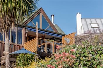 Pointers (Bachcare) - Akaroa