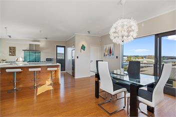 Maranui BeachSide Retreat (Bachcare) - Mt Maunganui