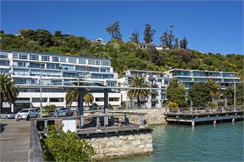 Penthouse 37 - Nelson Waterfront Apartment - Nelson