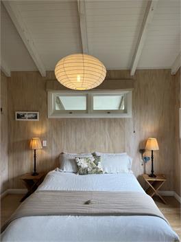 Medlands Surf Cabin - Great Barrier Island