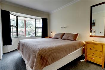 Matangi Truffle Retreat - Hamilton