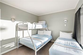 Taupo Escape (Bachcare) - Rainbow Point